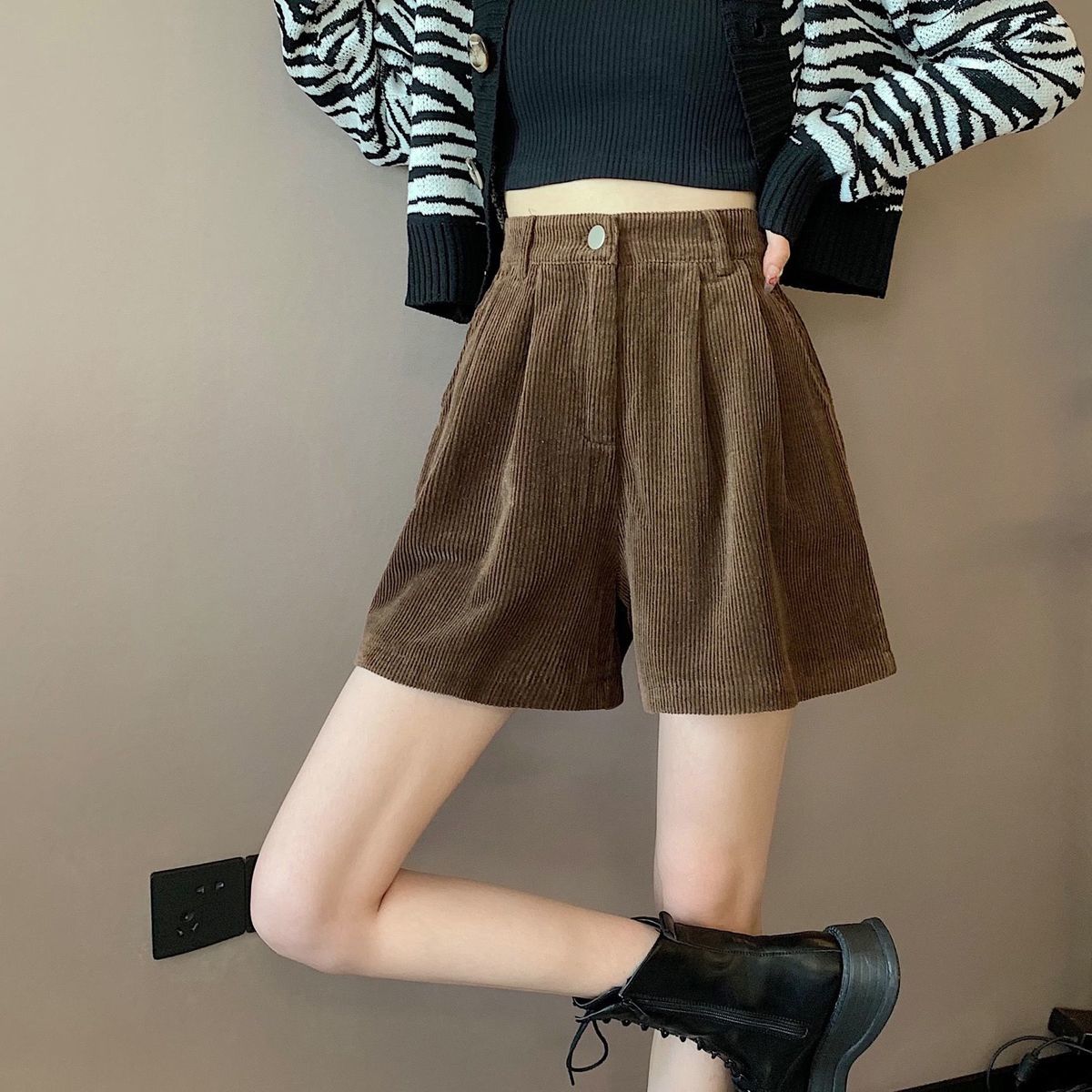 Dark Academia High Waist Corduroy Shorts Dark Academia High Waist Corduroy Shorts