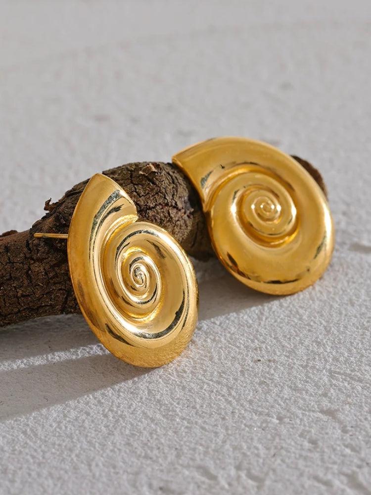 Gold Sea Shell Necklace & Earrings Gold Sea Shell Necklace & Earrings