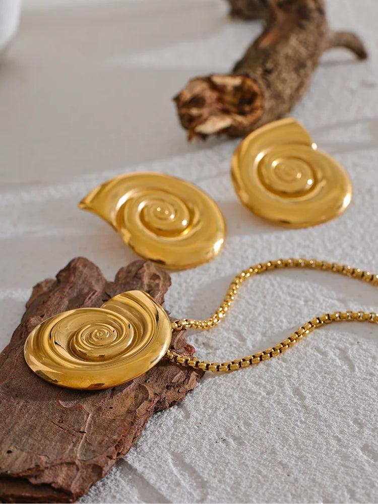 Gold Sea Shell Necklace & Earrings Gold Sea Shell Necklace & Earrings