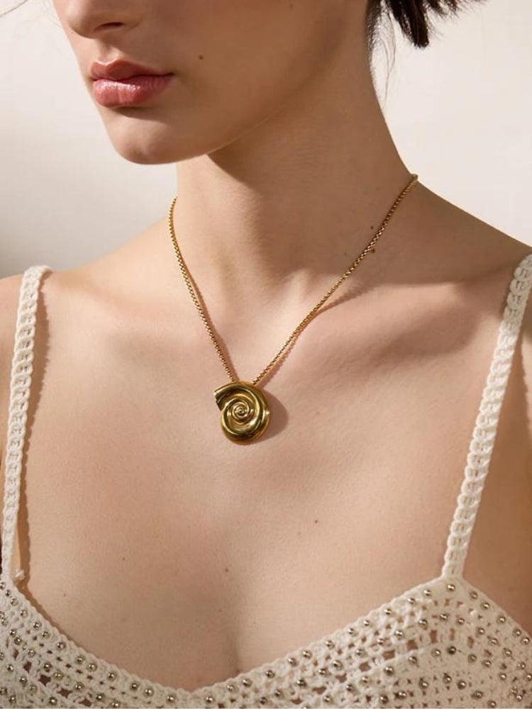 Gold Sea Shell Necklace & Earrings Gold Sea Shell Necklace & Earrings