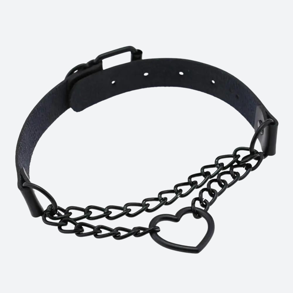 Grunge Heart Belted Choker Necklace Grunge Heart Belted Choker Necklace
