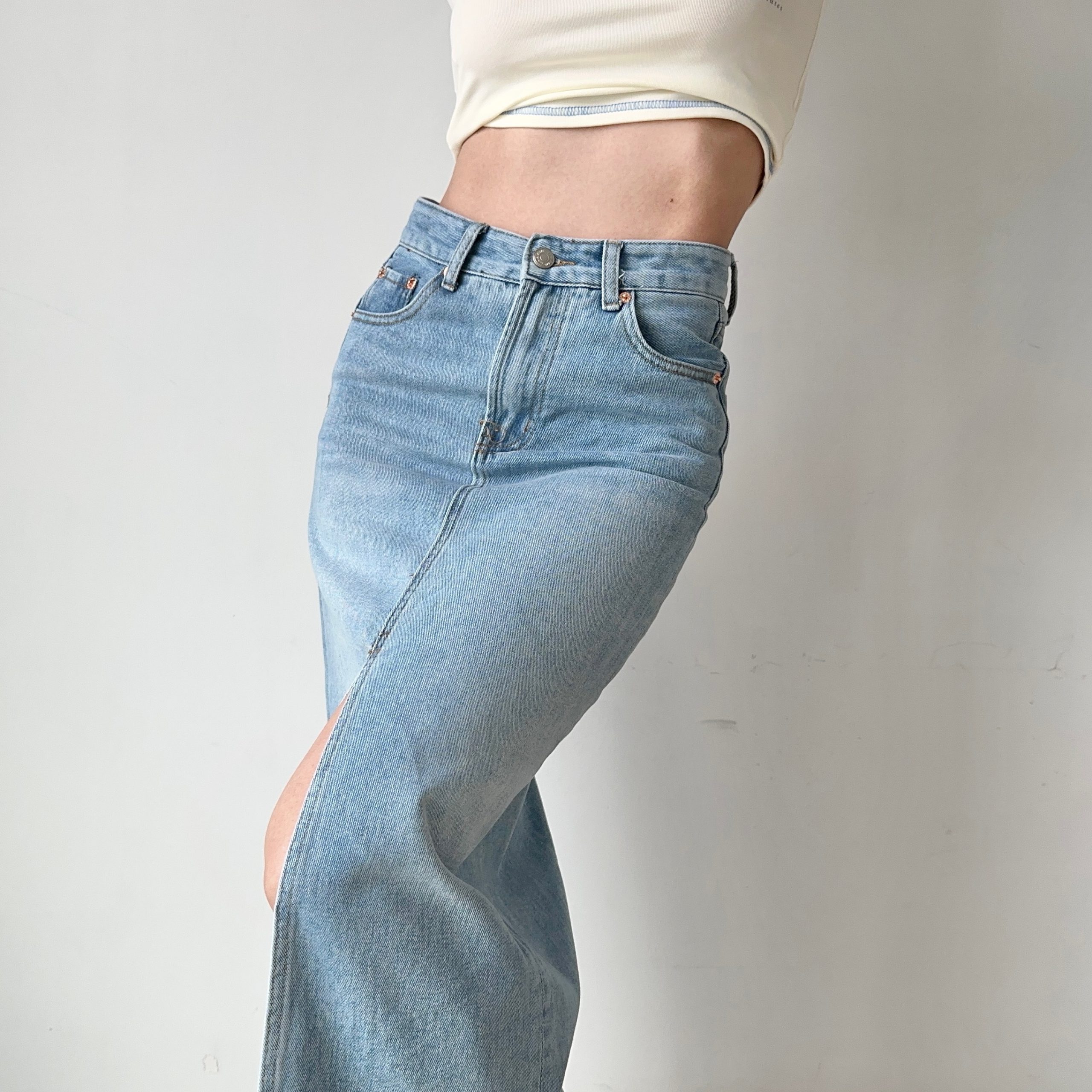 High-Waisted Water-Washed Denim Split Skirt for Women - Mid-Length Slimming Fitted Pencil Skirt in European & American Style