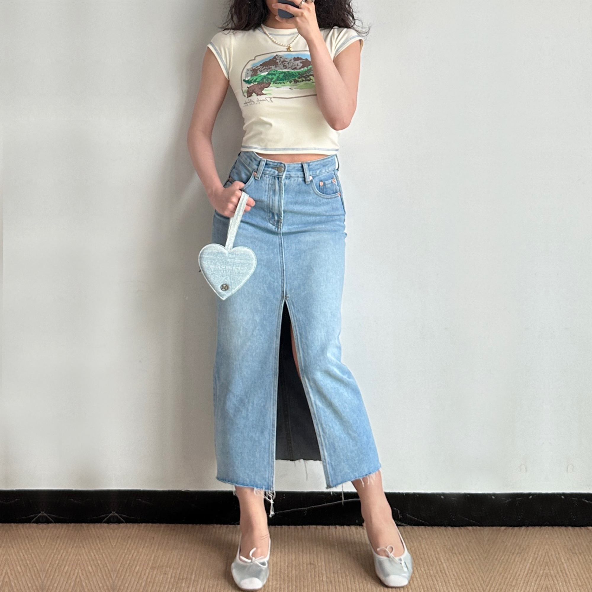 High-Waisted Water-Washed Denim Split Skirt for Women - Mid-Length Slimming Fitted Pencil Skirt in European & American Style