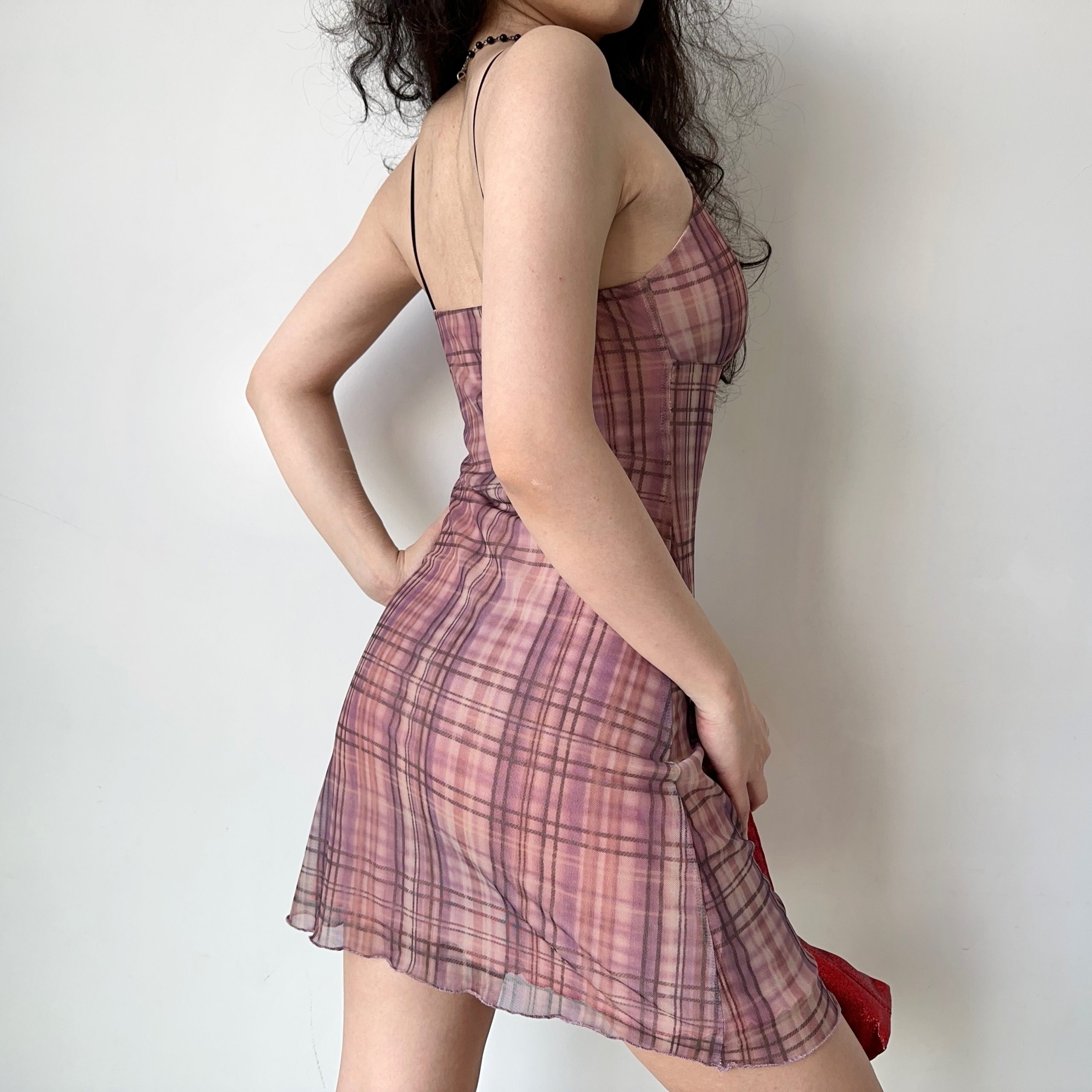 Retro Checkered Strap Dress for Women - Self-Made European American Style, Bow Detail, Slim Fit, Sleeveless Summer Fashion Retro Checkered Strap Dress for Women - Self-Made European American Style, Bow Detail, Slim Fit, Sleeveless Summer Fashion