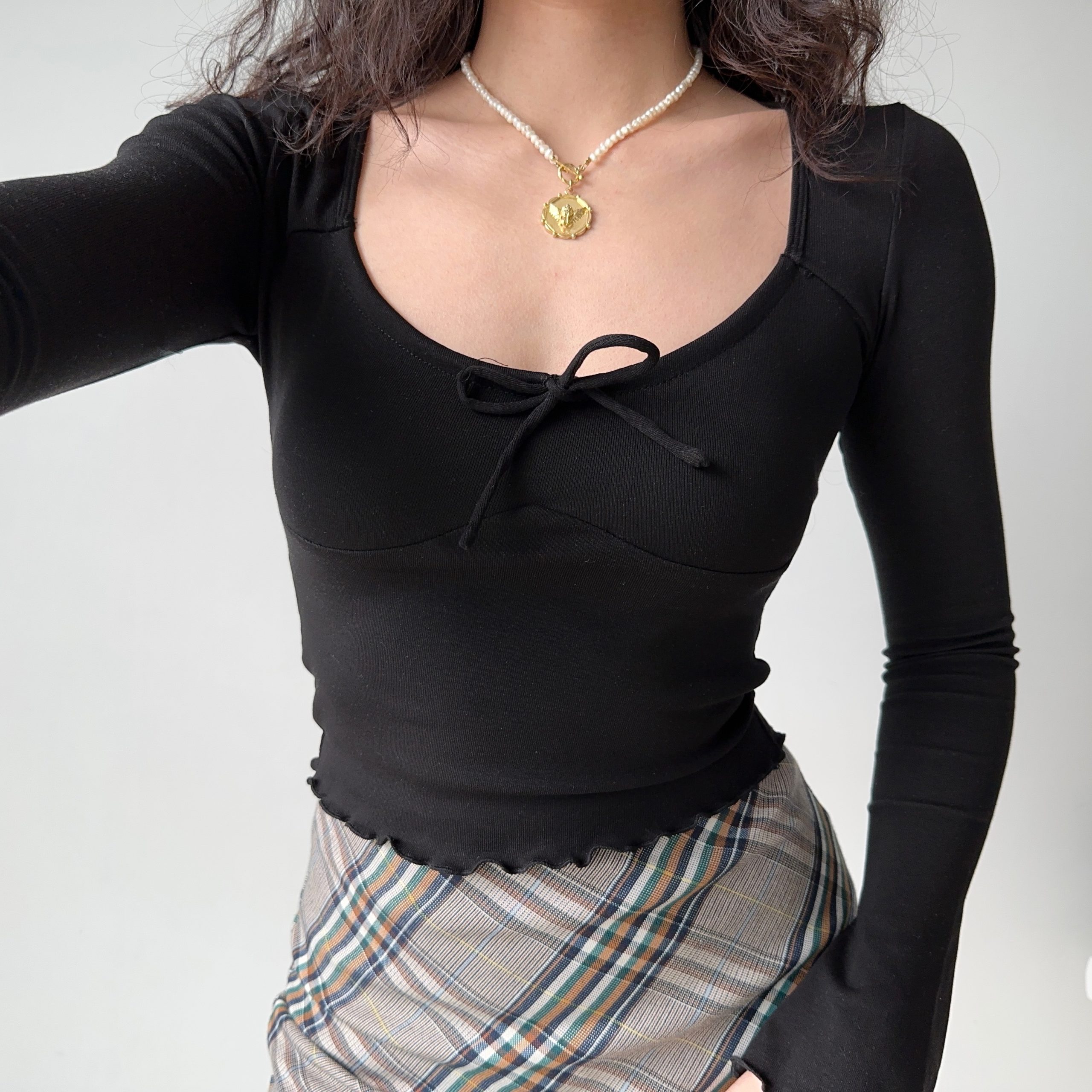Slim Fit U-Neck Long Sleeve Ballet Style T-Shirt for Women - European & American Fashion, Flared Sleeves, Trendy Y2K Design Slim Fit U-Neck Long Sleeve Ballet Style T-Shirt for Women - European & American Fashion, Flared Sleeves, Trendy Y2K Design
