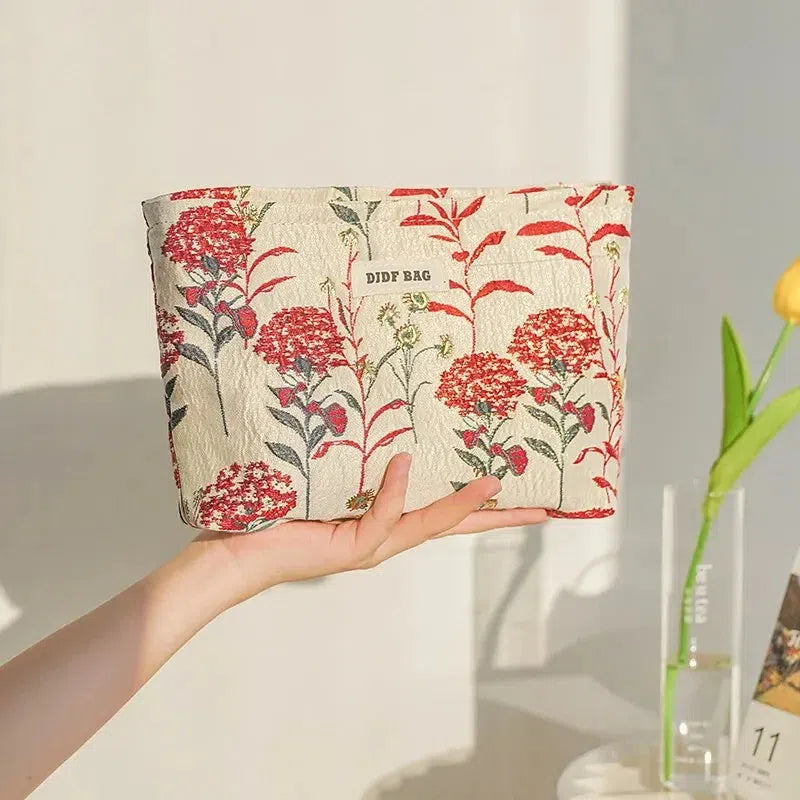 Soft Girl Floral Makeup Bag Soft Girl Floral Makeup Bag