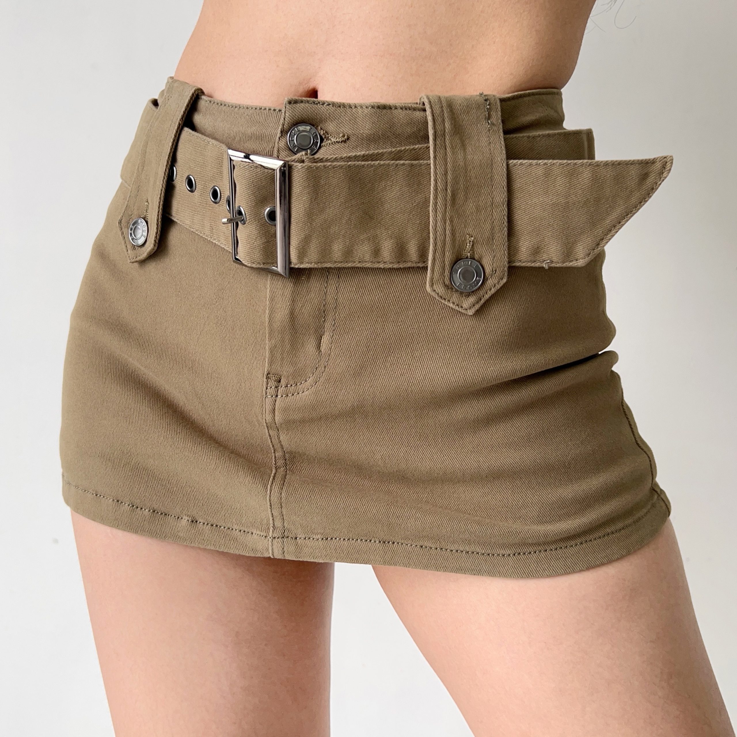 Vintage-Inspired Wide Waist Belt Denim Mini Skirt for Women - Anti-Exposure Bodycon Style, Sexy 90s Fashion Half Skirt Vintage-Inspired Wide Waist Belt Denim Mini Skirt for Women - Anti-Exposure Bodycon Style, Sexy 90s Fashion Half Skirt